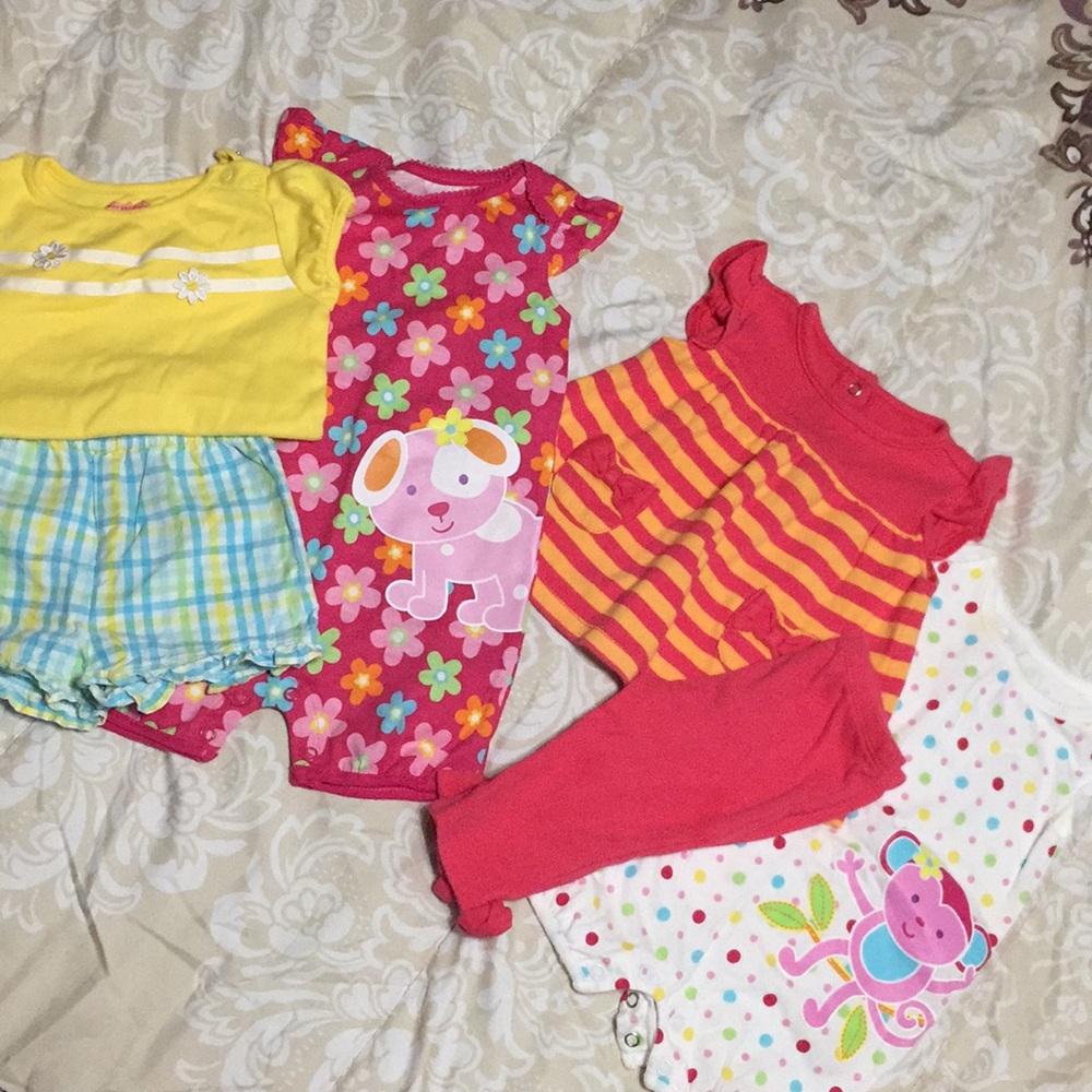 4 outfit sets